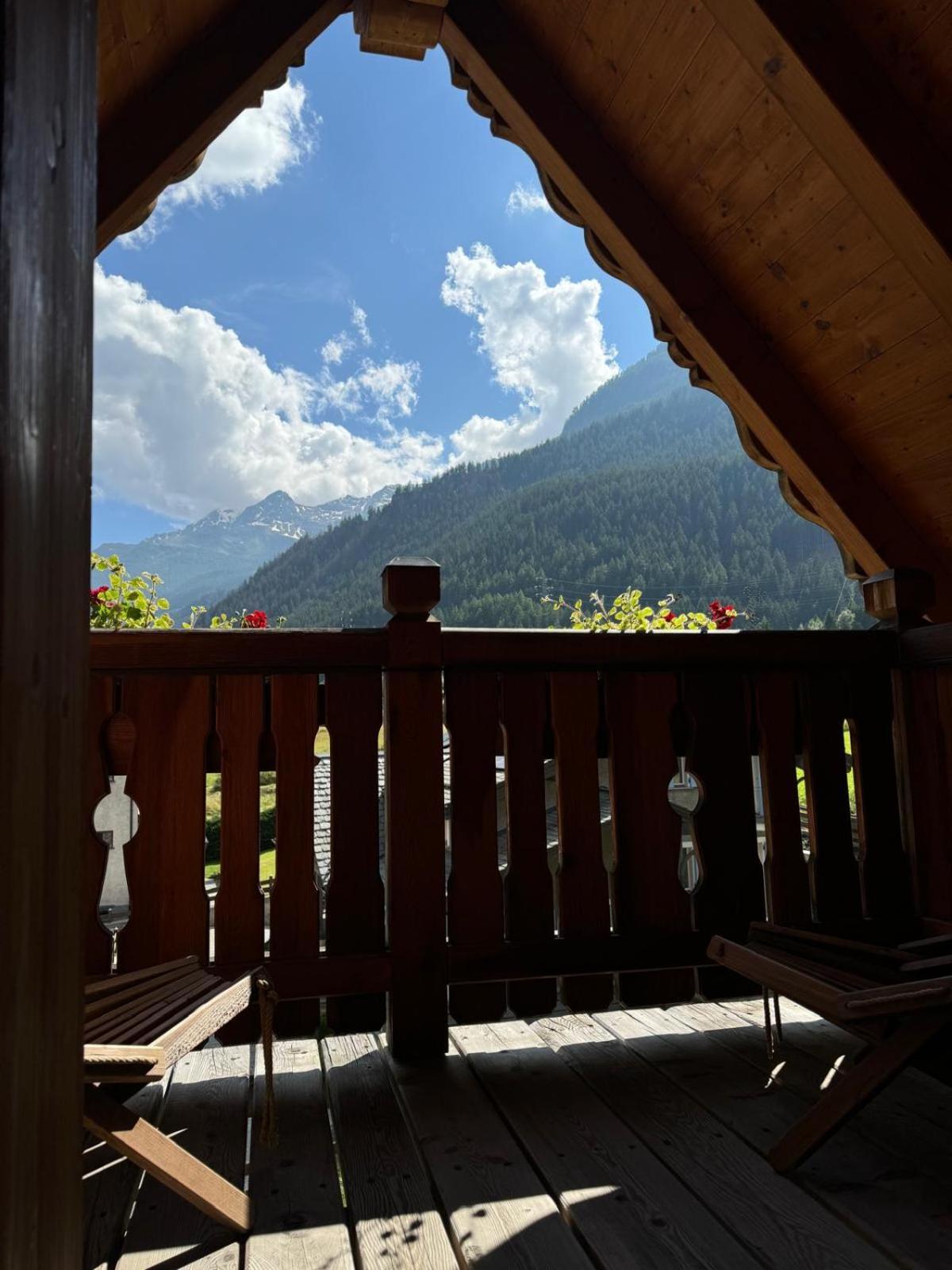 Chalet La Rugiada Bormio Extérieur photo